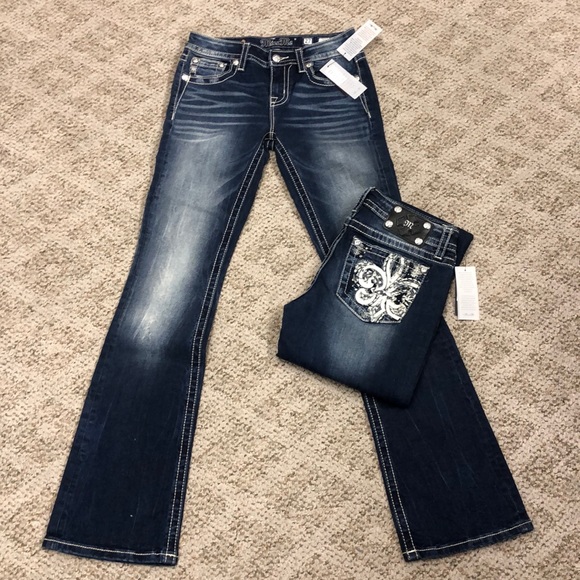 New Fluer De Lis Miss Me Jeans - Picture 2 of 5